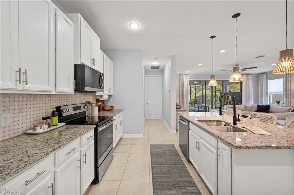 16266 Aberdeen Way Naples, FL 34110 - Photo 19 of 47