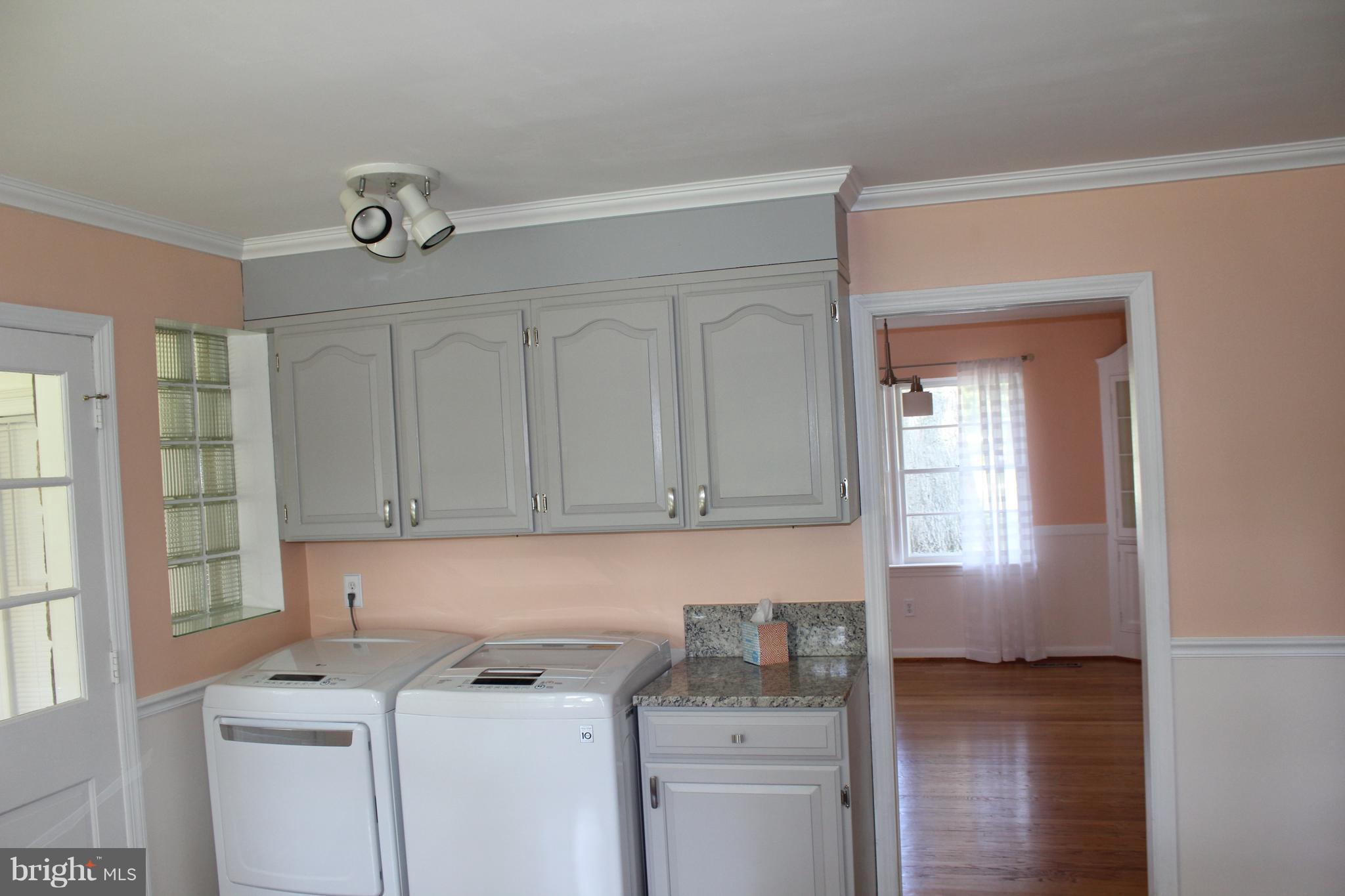 4022 Crescent Road Ellicott City, MD 21042 - Photo 10 of 22 Mud/Laundry Room
