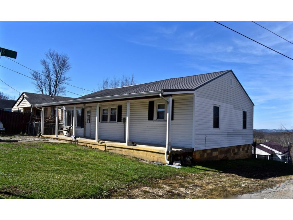 211 Raymond Road Greeneville, TN 37745 - Photo 1 of 7 Photo 1