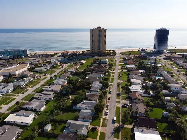 an aerial view of multiple house