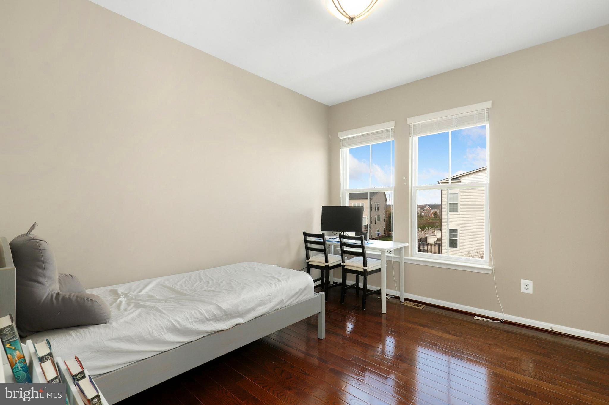 42259 Riggins Ridge Terrace Ashburn, VA 20148 - Photo 20 of 30 Gallery Image 20