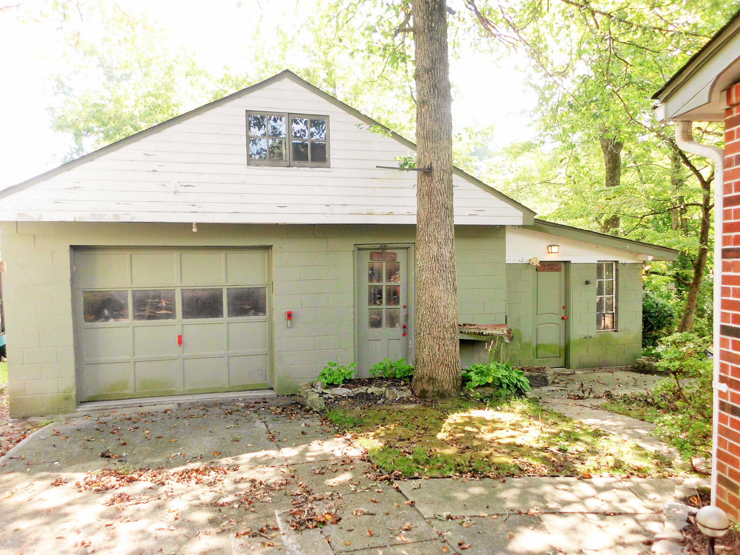 196 Oak Road Norris, TN 37828 - Photo 27 of 28 Workshop