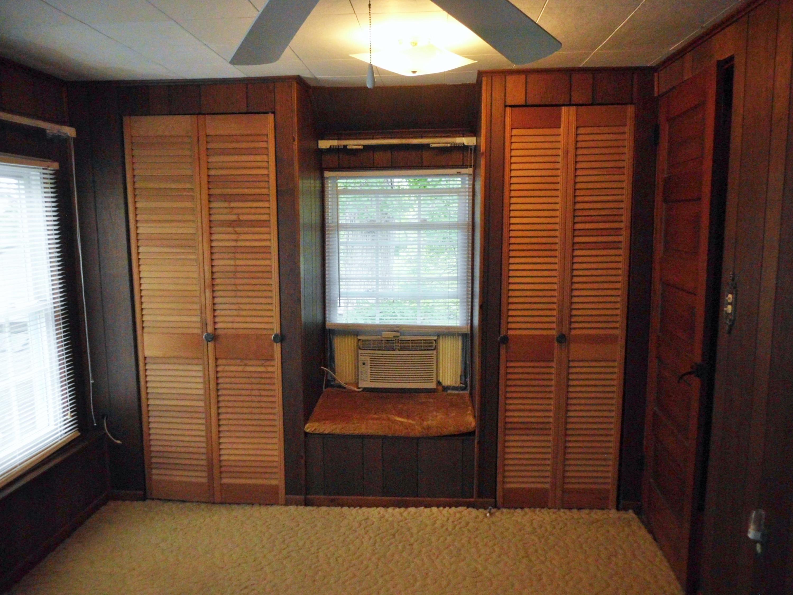 196 Oak Road Norris, TN 37828 - Photo 5 of 28 Lots of Storage