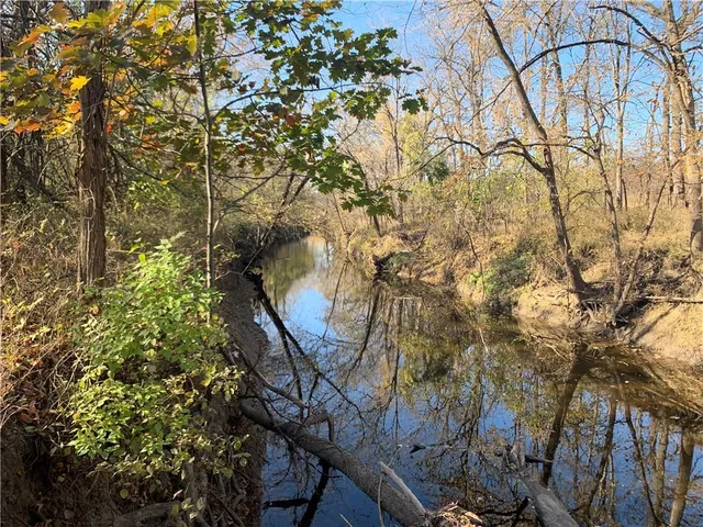 $450,000 | 8456 West 175th Street, Overland Park, KS 66221