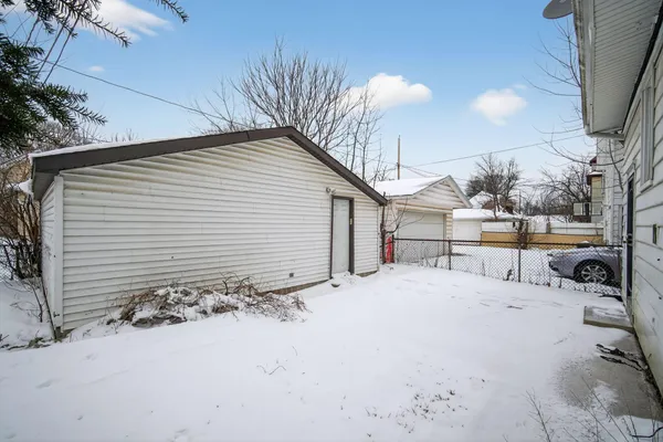 $164,900 | 2927 North 40th Street, Milwaukee, WI 53210