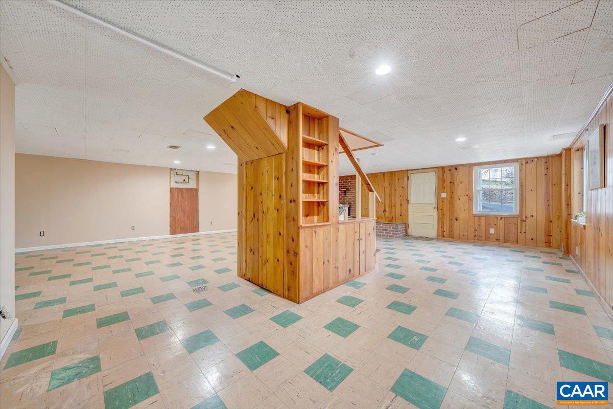 3558 Hartland Road Southwest Roanoke, VA 24015 - Photo 43 of 73