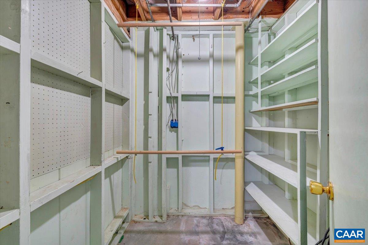 3558 Hartland Road Southwest Roanoke, VA 24015 - Photo 49 of 73 a view of walk in closet