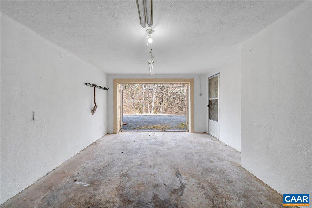 3558 Hartland Road Southwest Roanoke, VA 24015 - Photo 58 of 73