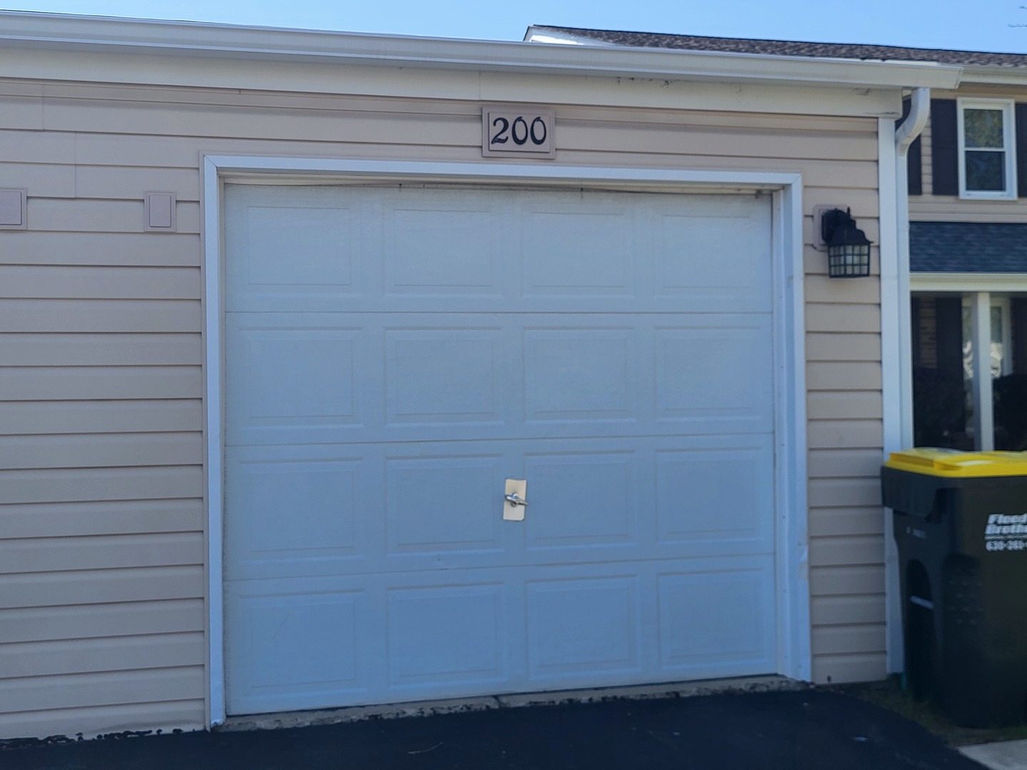 200 Rodenburg Road Roselle, IL 60172 - Photo 14 of 15 a view of door