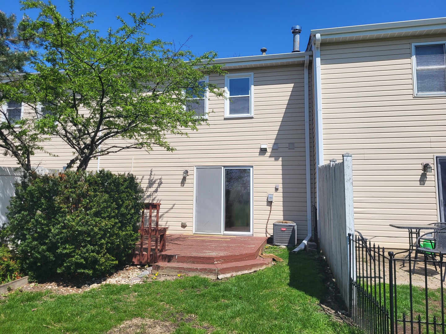 200 Rodenburg Road Roselle, IL 60172 - Photo 15 of 15 a view of back yard of the house