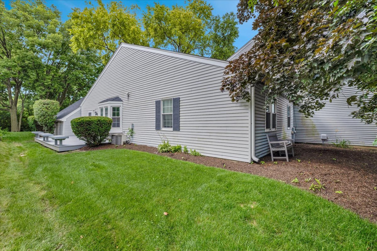 1049 Oswego Road Naperville, IL 60540 - Photo 27 of 27
