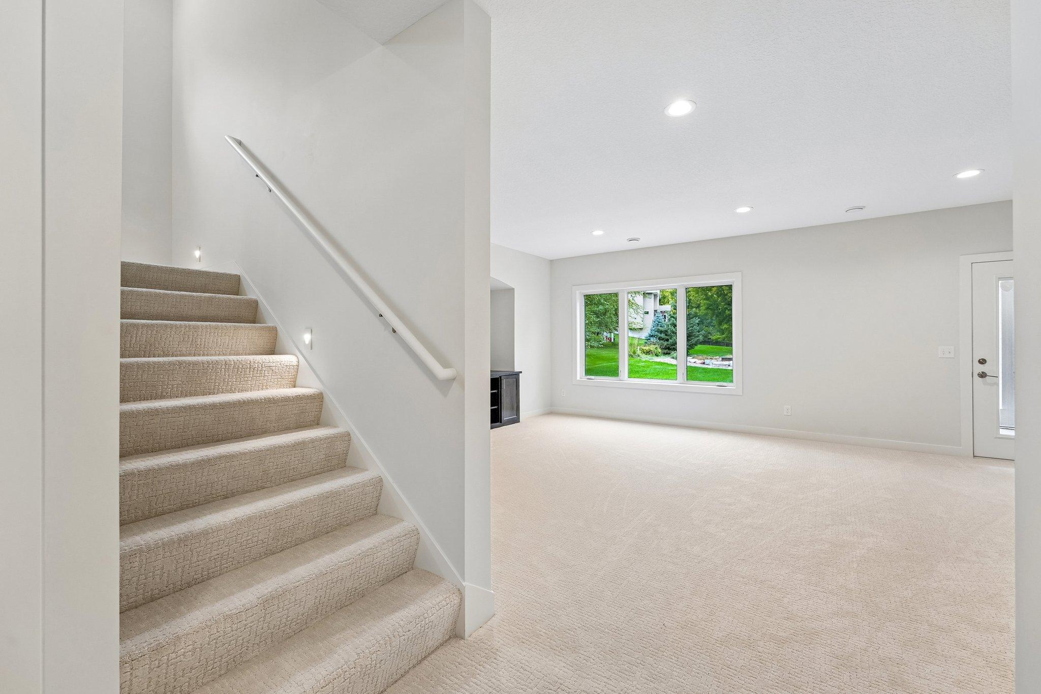 325 County B Road West Roseville, MN 55113 - Photo 41 of 73 Gallery Image 41