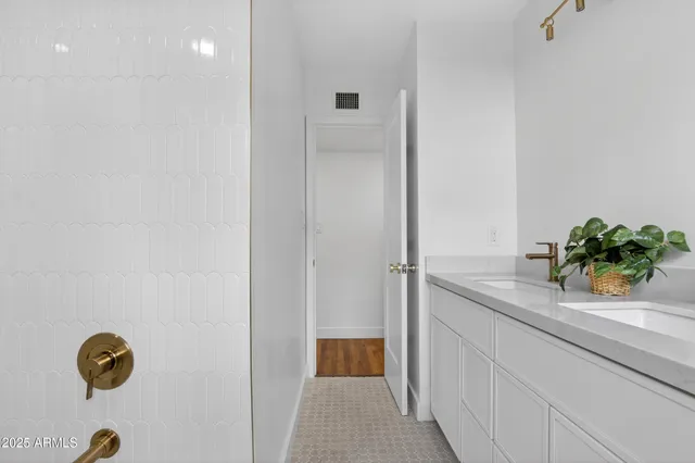 $899,000 | 1426 South Grandview Drive, Tempe, AZ 85281