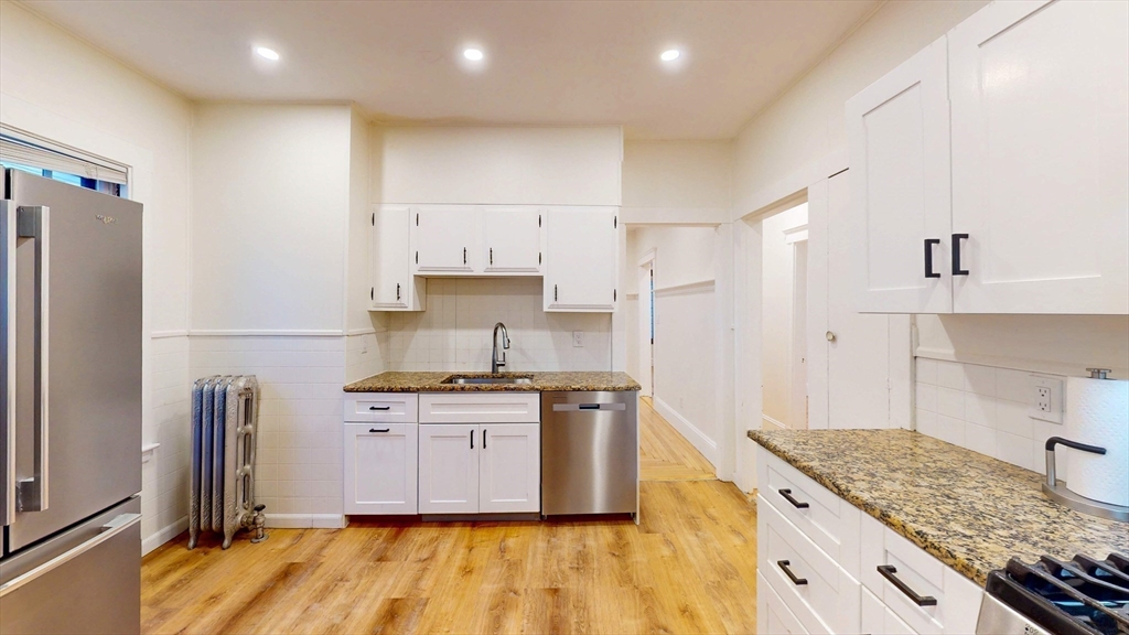 147 Langdon Avenue, Unit 1 Watertown, MA 02472 - Photo 6 of 24