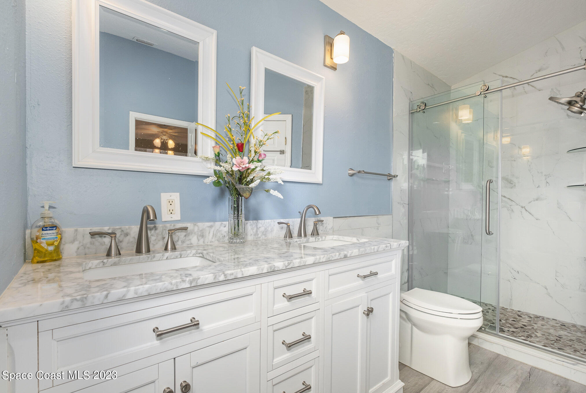 1698 Palm Ridge Road Melbourne, FL 32935 - Photo 10 of 24 Master Bath