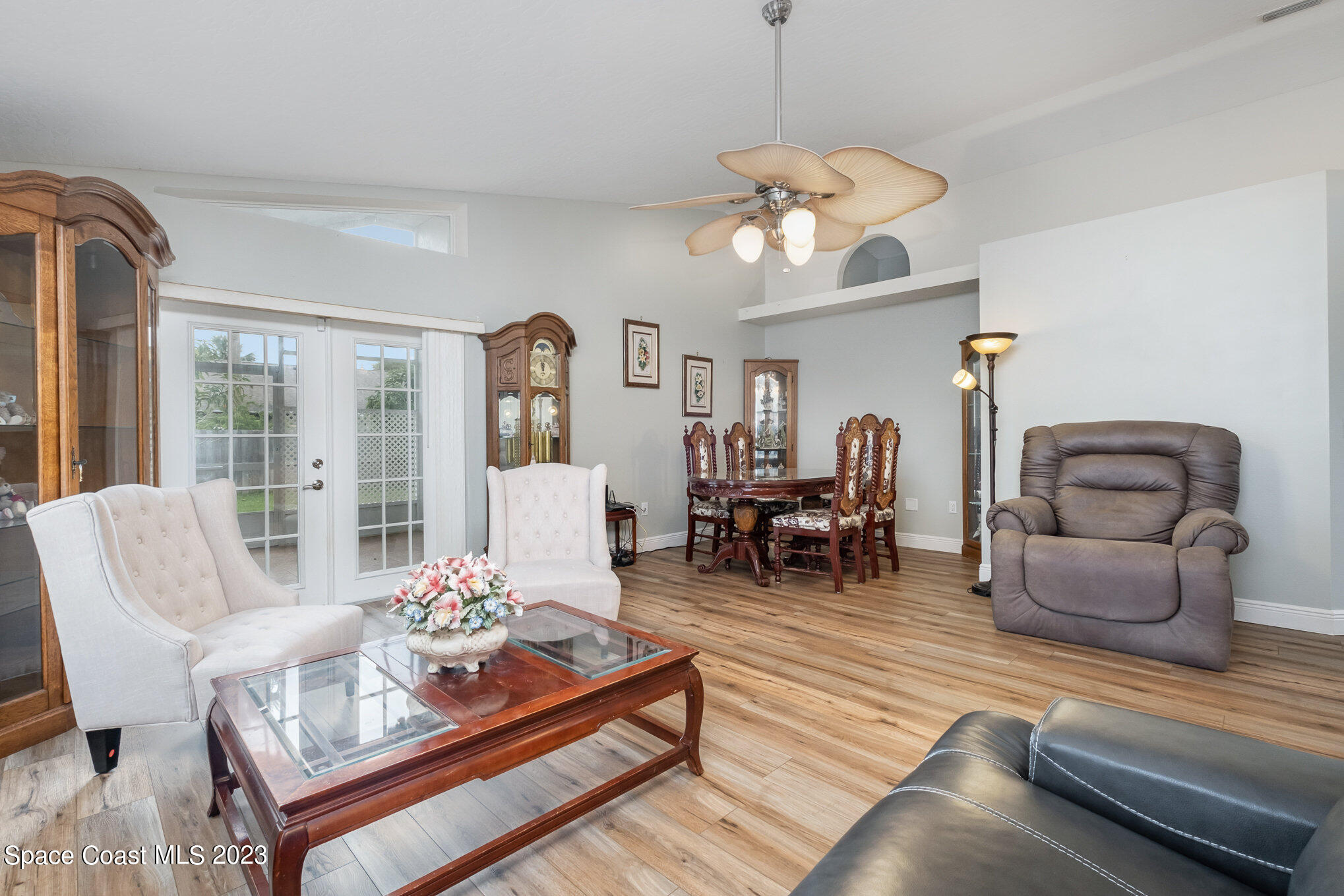 1698 Palm Ridge Road Melbourne, FL 32935 - Photo 2 of 24 Living Area