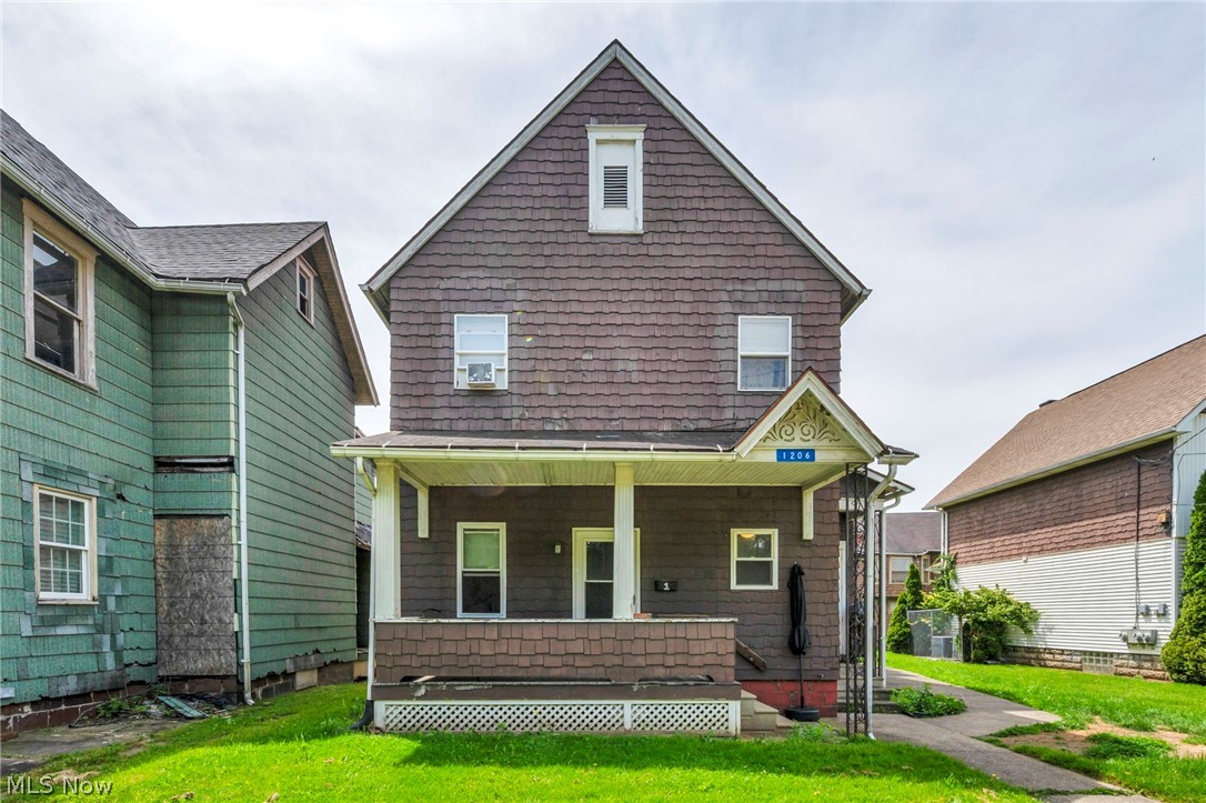 1206 Lawrence Road Northeast Canton, OH 44705 - Photo 1 of 26