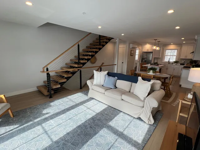 $670,000 | 16 Salt Point Drive, Unit 20, Old Orchard Beach, ME 04064