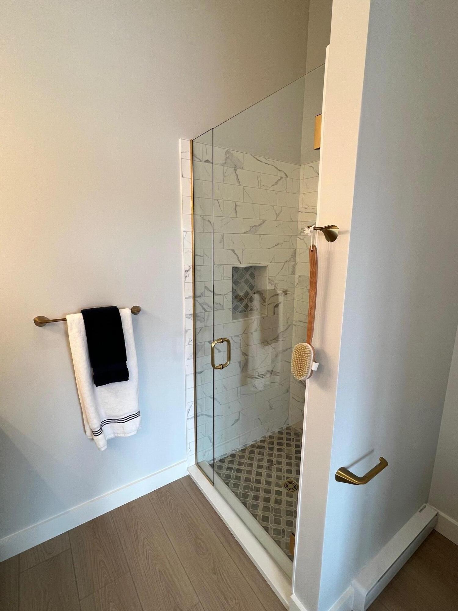 16 Salt Point Drive, Unit 20 Old Orchard Beach, ME 04064 - Photo 25 of 35 primary shower