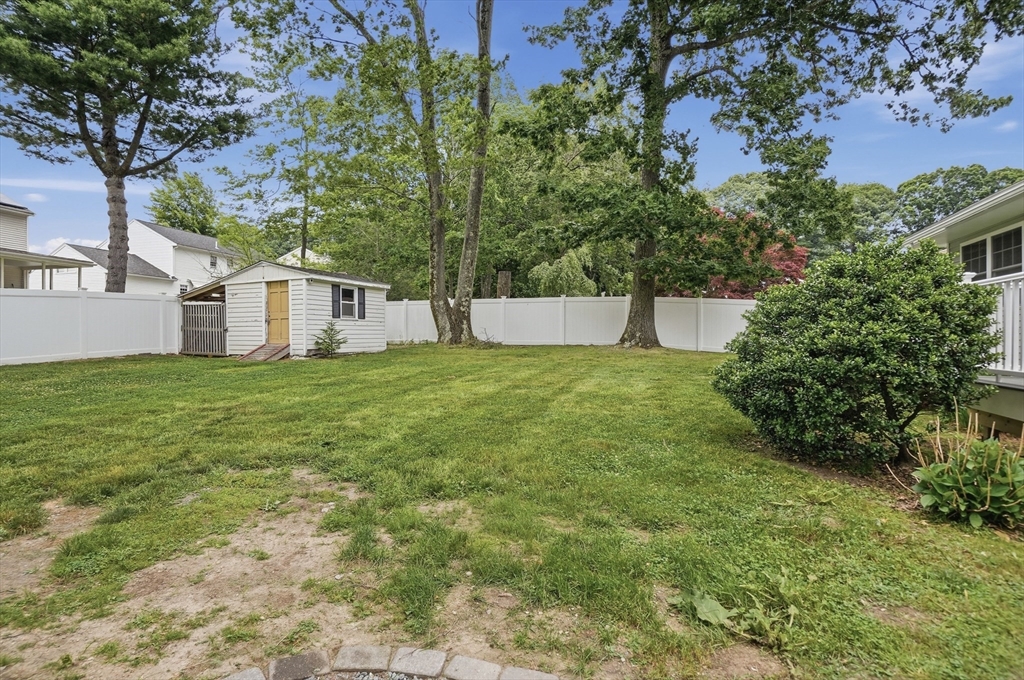 3 Hingham Road, Unit 1 Worcester, MA 01606 - Photo 8 of 35