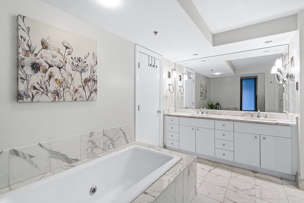 165 Tremont Street, Unit 501 Boston, MA 02111 - Photo 21 of 37