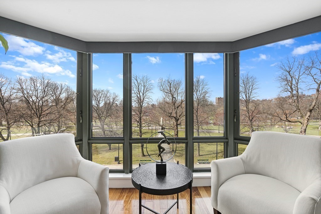 165 Tremont Street, Unit 501 Boston, MA 02111 - Photo 3 of 37