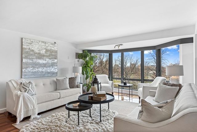 $2,000,000 | 165 Tremont Street, Unit 501, Boston, MA 02111