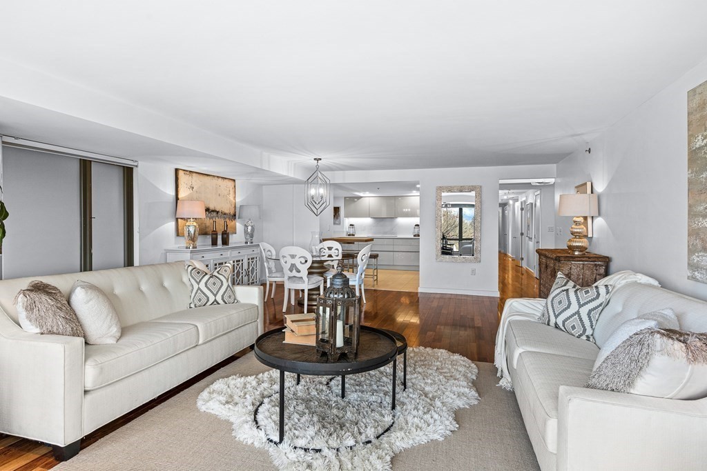 165 Tremont Street, Unit 501 Boston, MA 02111 - Photo 5 of 37