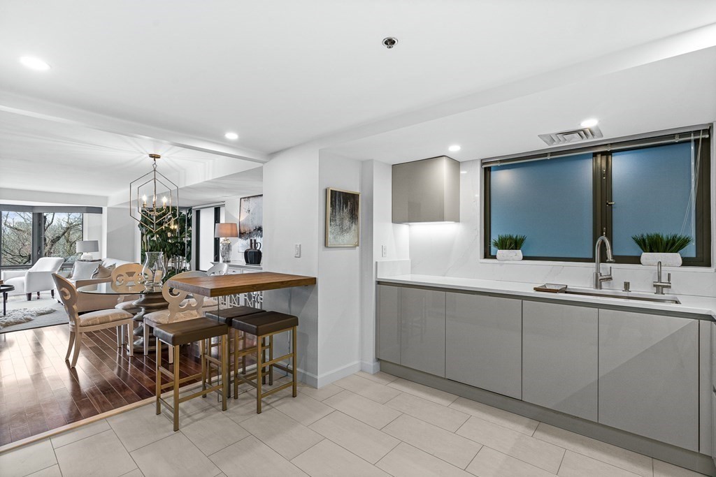 165 Tremont Street, Unit 501 Boston, MA 02111 - Photo 9 of 37