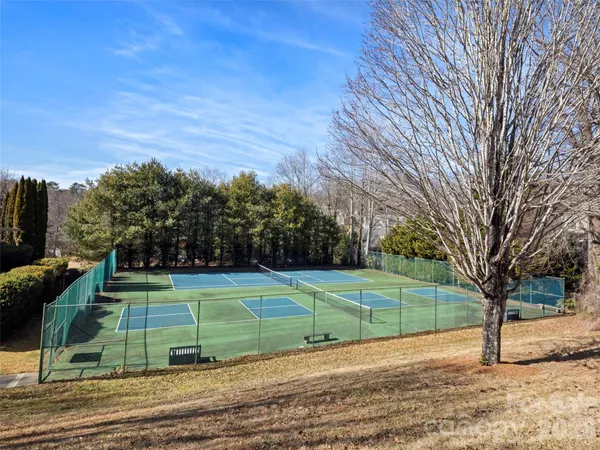 $520,000 | 103 Parkway Court, Asheville, NC 28803