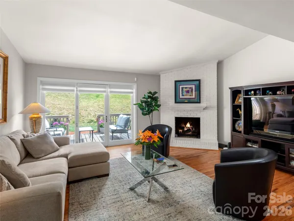 $520,000 | 103 Parkway Court, Asheville, NC 28803