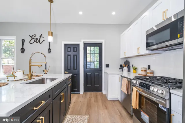 $354,999 | 2004 North Jefferson Street, Wilmington, DE 19802