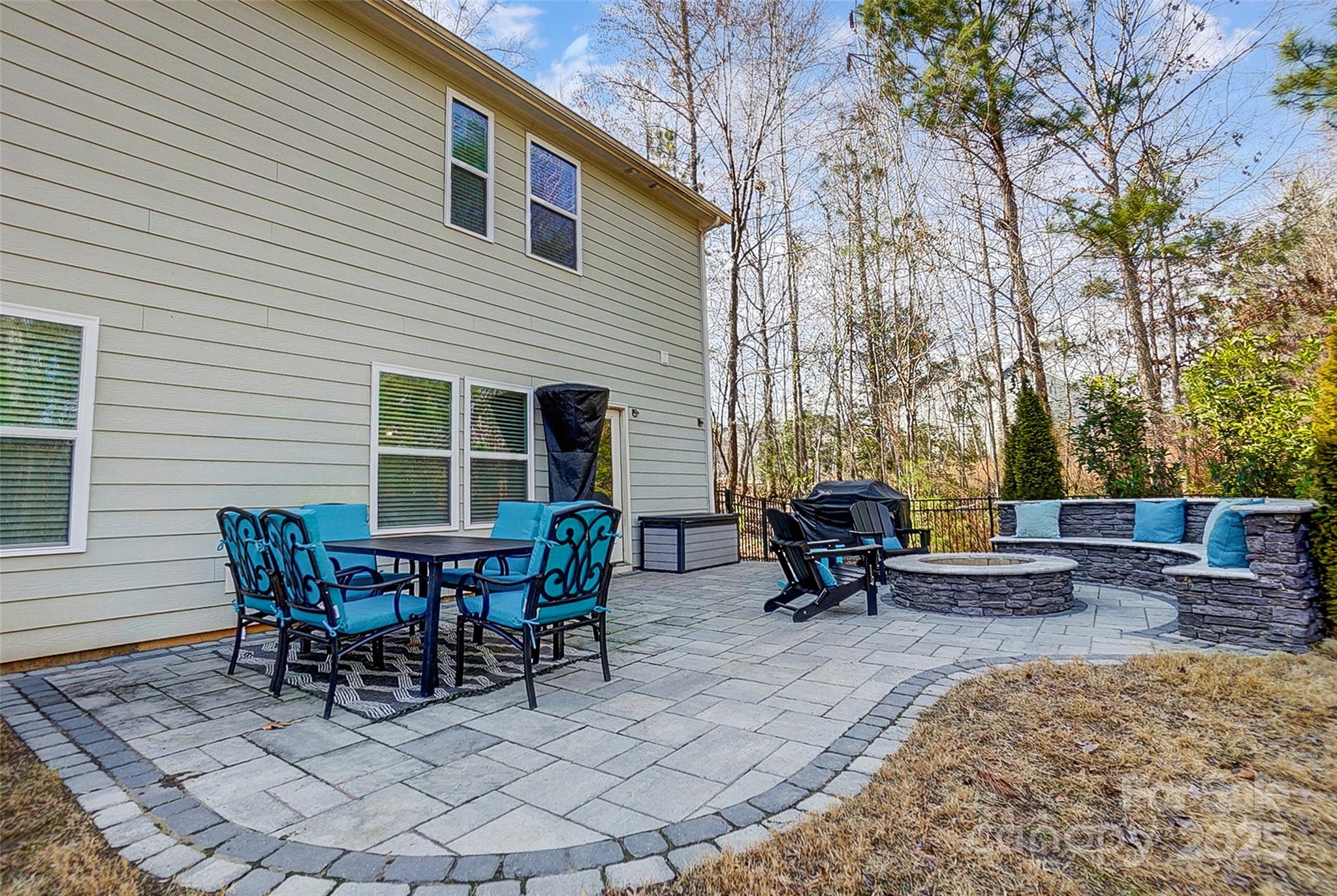 2222 Bluebell Way Fort Mill, SC 29708 - Photo 38 of 41 a view of a outdoor space with a table and chairs