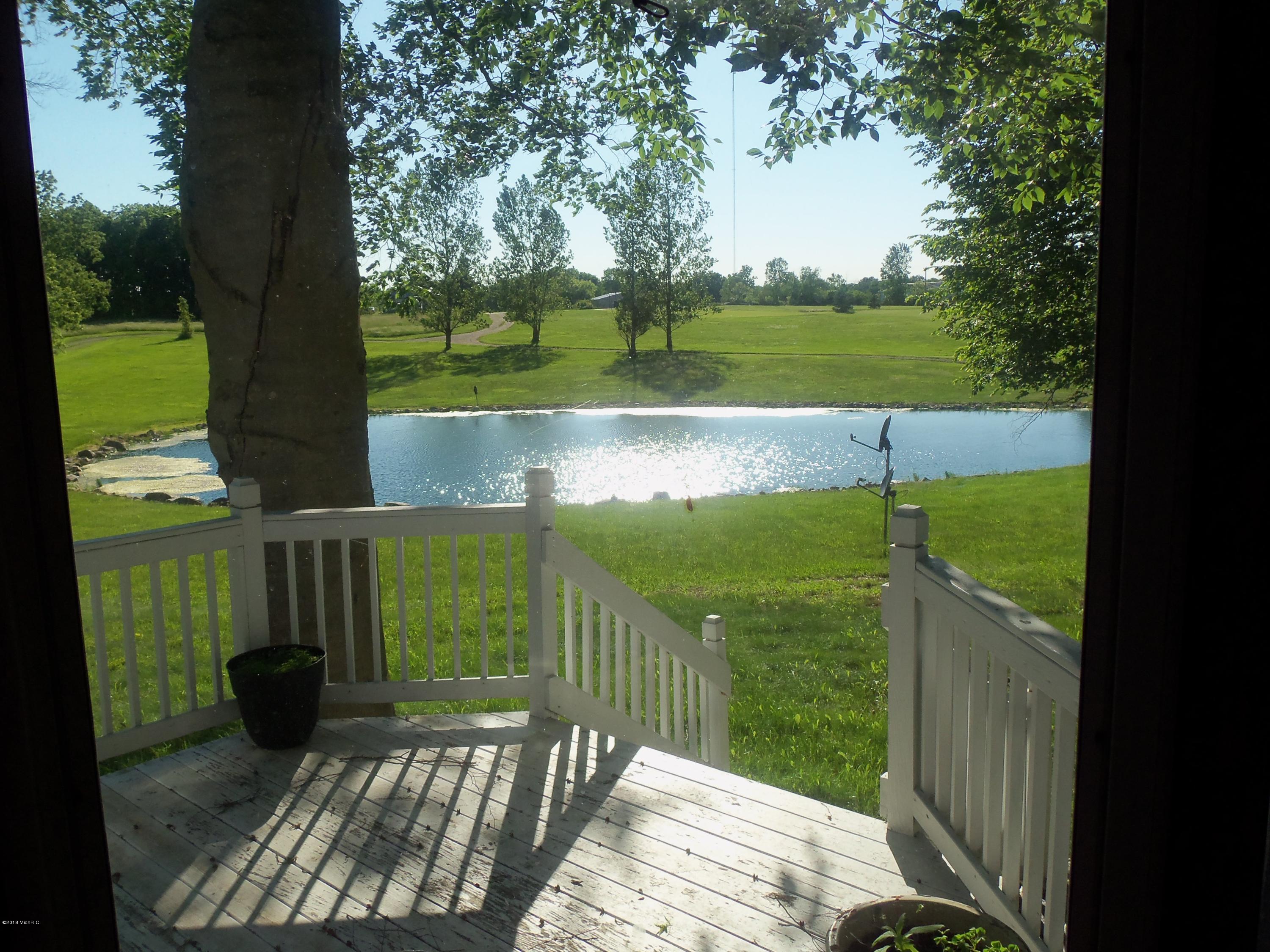 10831 South Edon Road Camden, MI 49232 - Photo 4 of 25 100_5342