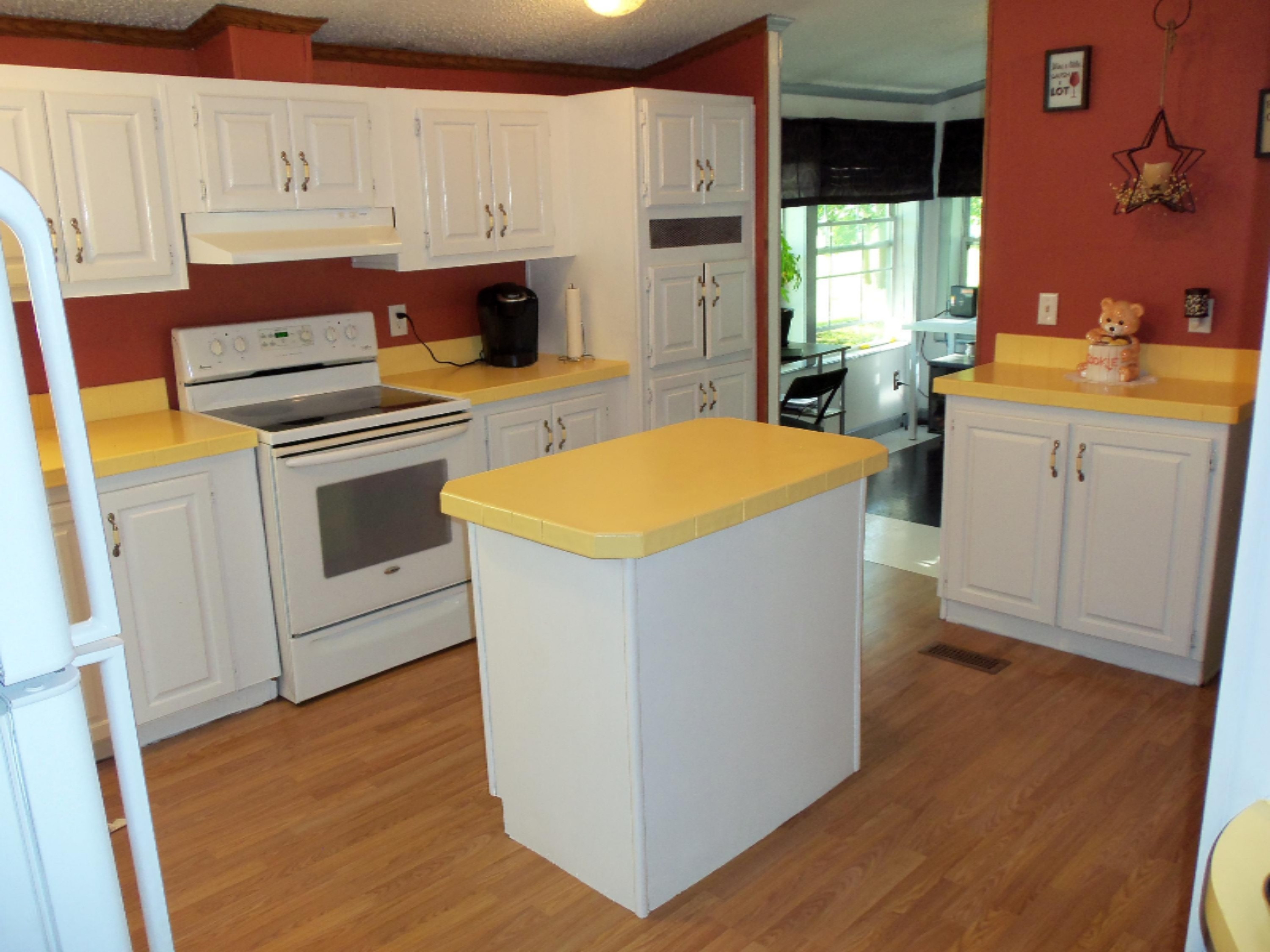 10831 South Edon Road Camden, MI 49232 - Photo 8 of 25 100_5325