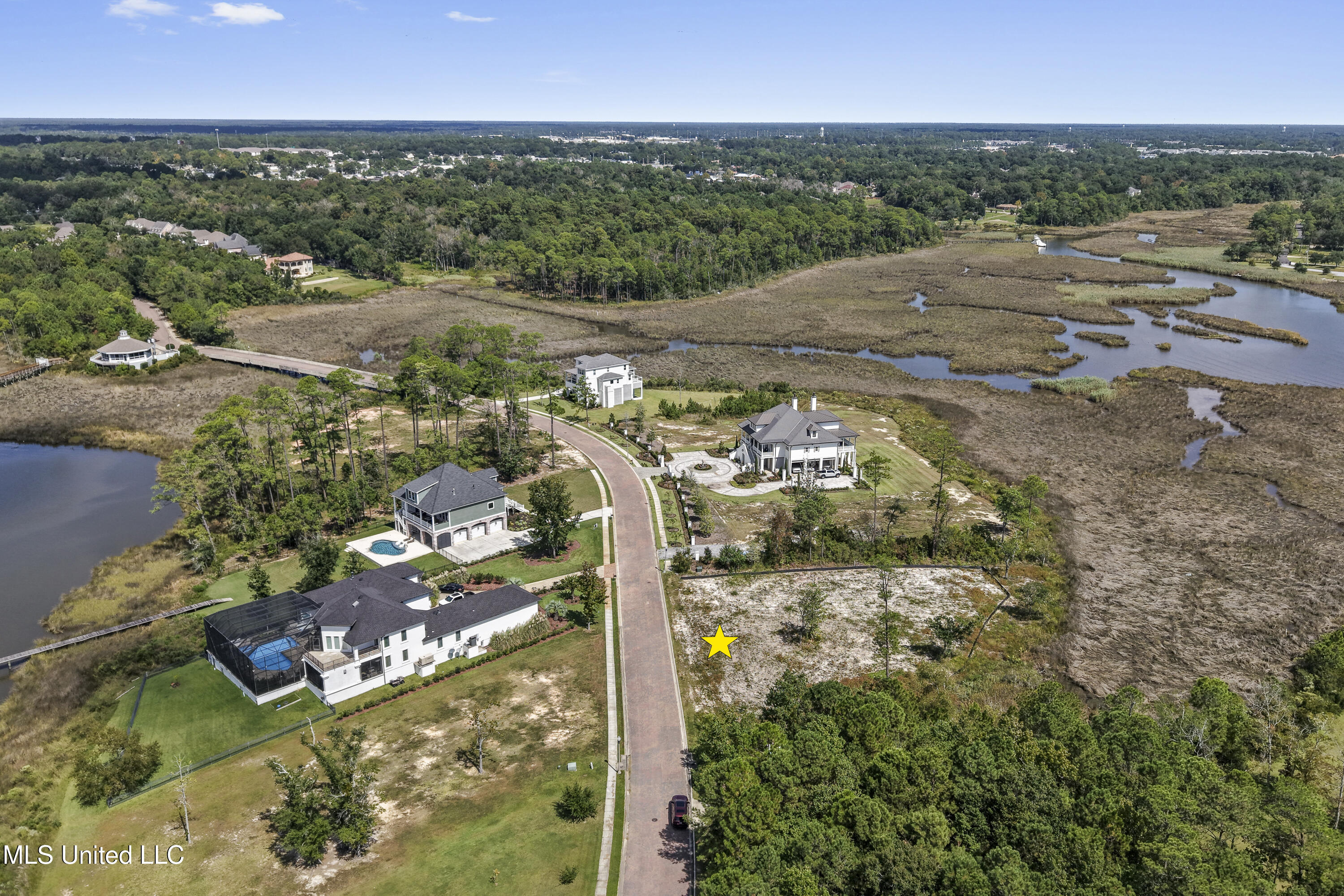 Destiny Plantation Boulevard Biloxi, MS 39532 - Photo 23 of 39 0017