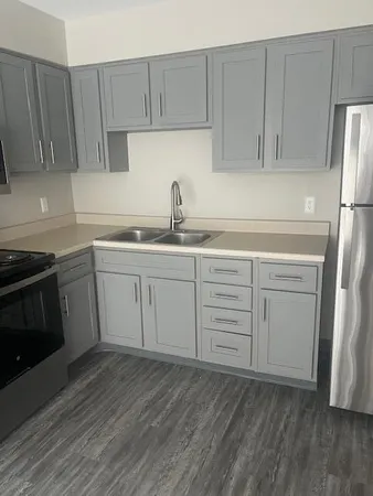 $1,160 | 310 Admiral Avenue, Unit 4, Portage, MI 49002