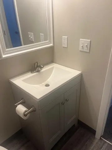 $1,160 | 310 Admiral Avenue, Unit 4, Portage, MI 49002