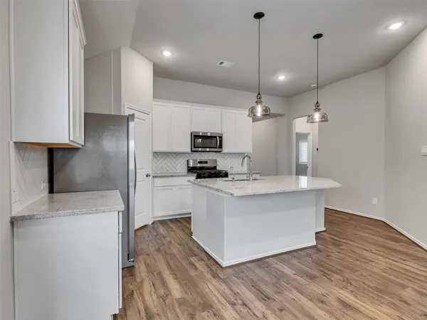 $2,900 | 12614 Nueces River Drive, Cypress, TX 77433