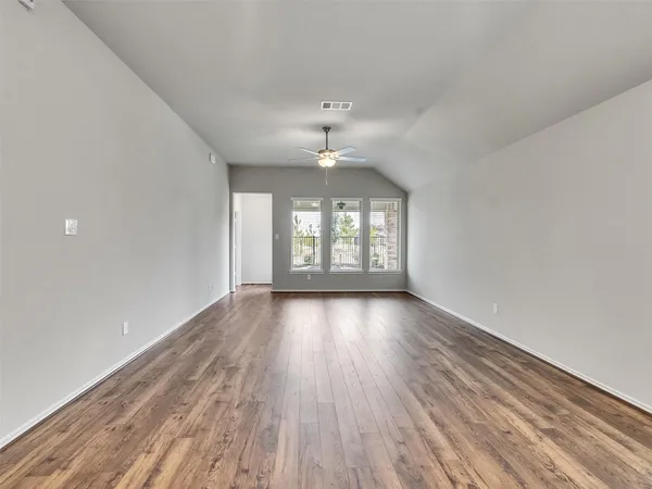 $2,900 | 12614 Nueces River Drive, Cypress, TX 77433