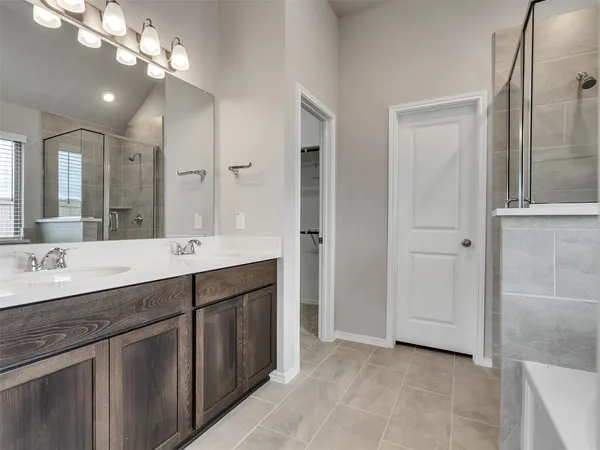 $2,900 | 12614 Nueces River Drive, Cypress, TX 77433