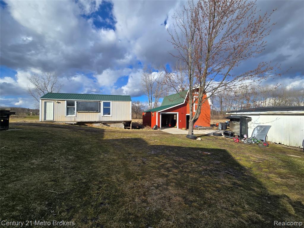5638 North Lake Road Columbiaville, MI 48421 - Photo 5 of 13