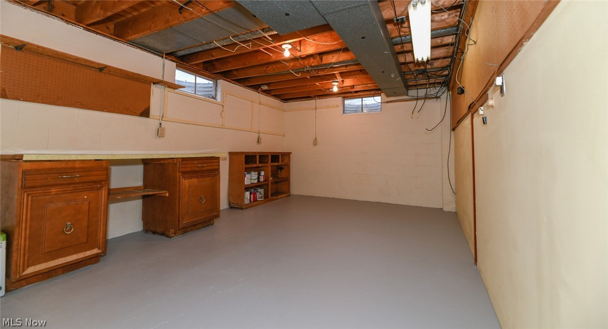 3203 Bancroft Road Akron, OH 44333 - Photo 24 of 27 Gallery Image 24