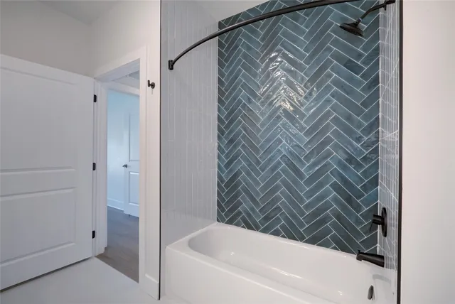 $2,795 | 3000 Duval Street, Unit 102, Austin, TX 78705