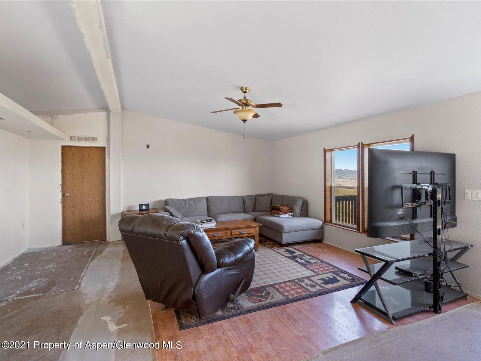 4300 Grass Mesa Road Rifle, CO 81650 - Photo 9 of 45 a living room with furniture
