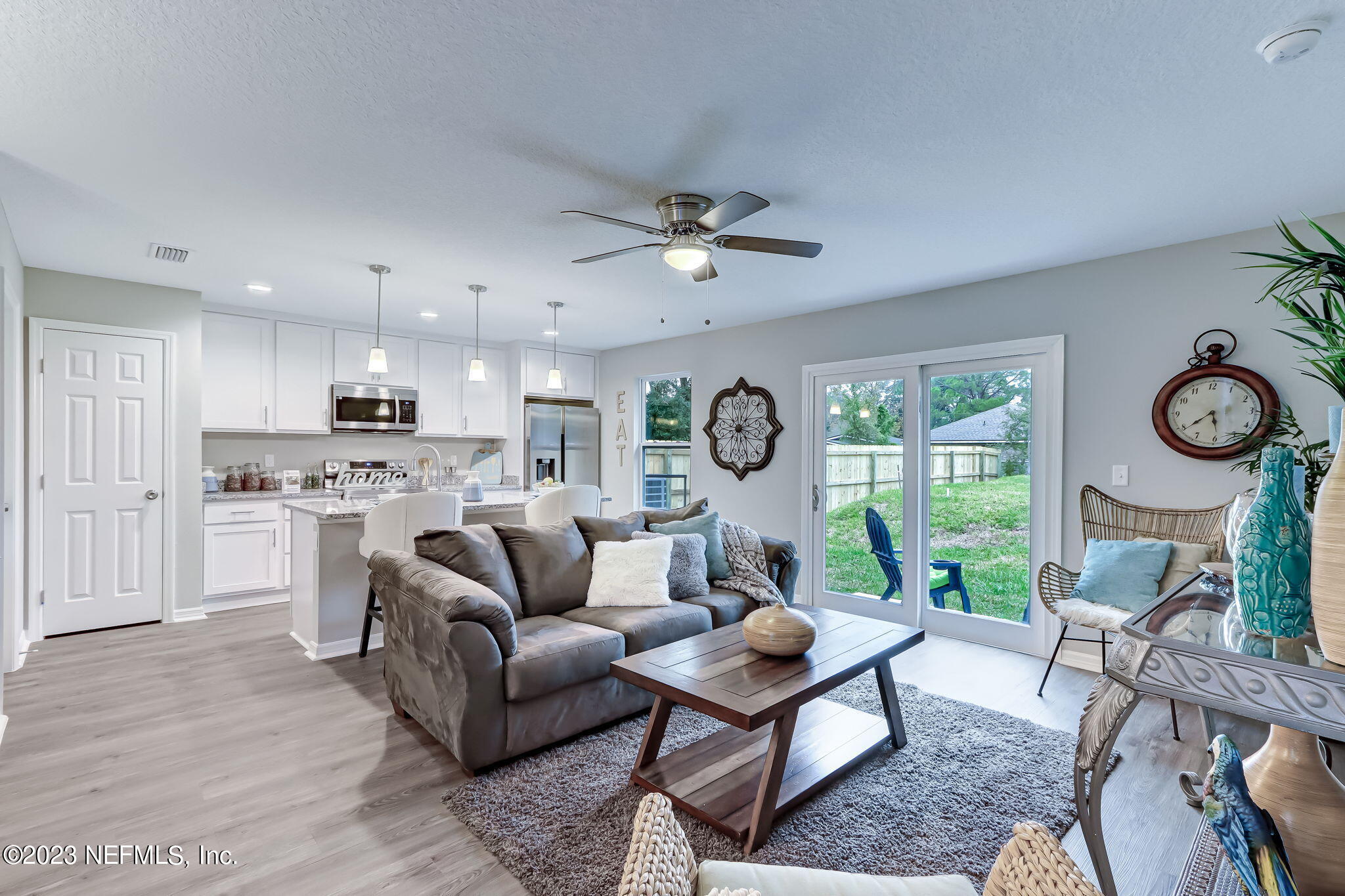 8375 Hewitt Street Jacksonville, FL 32244 - Photo 5 of 25 Kitchen/Living Room