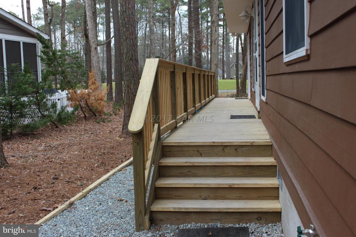 129 Windjammer Road Ocean Pines, MD 21811 - Photo 33 of 36 a view of entryway