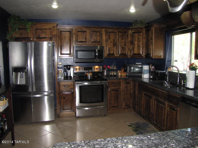 1160 Metate Court Rio Rico, AZ 85648 - Photo 15 of 40