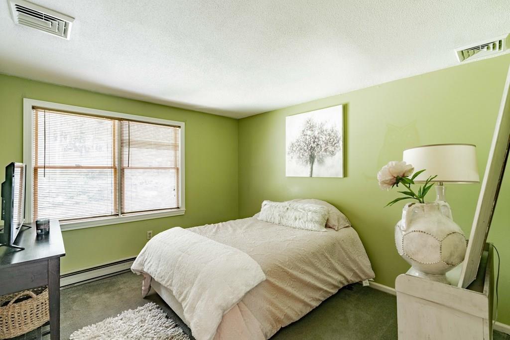 100 South Loomis Street Southwick, MA 01077 - Photo 14 of 34