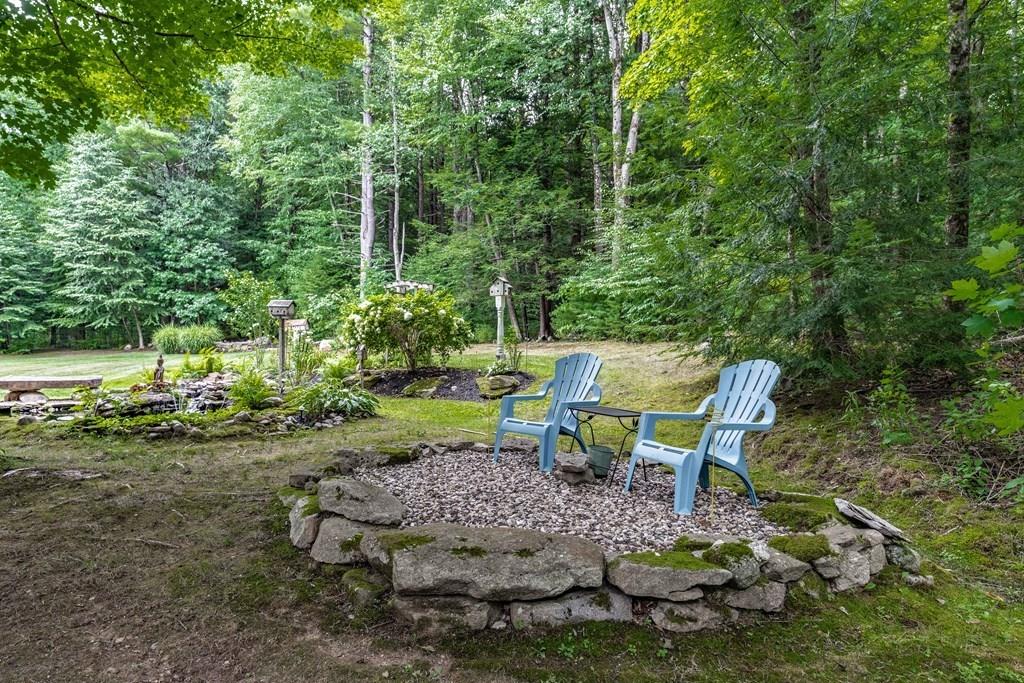 100 South Loomis Street Southwick, MA 01077 - Photo 24 of 34